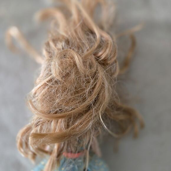 Ever After High Ashlynn Ella doll - Picture 6 of 6